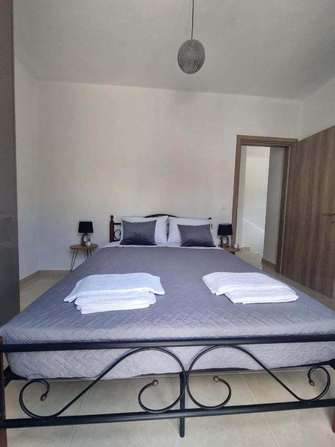 Dionysia Apartments Livadia  Luaran gambar